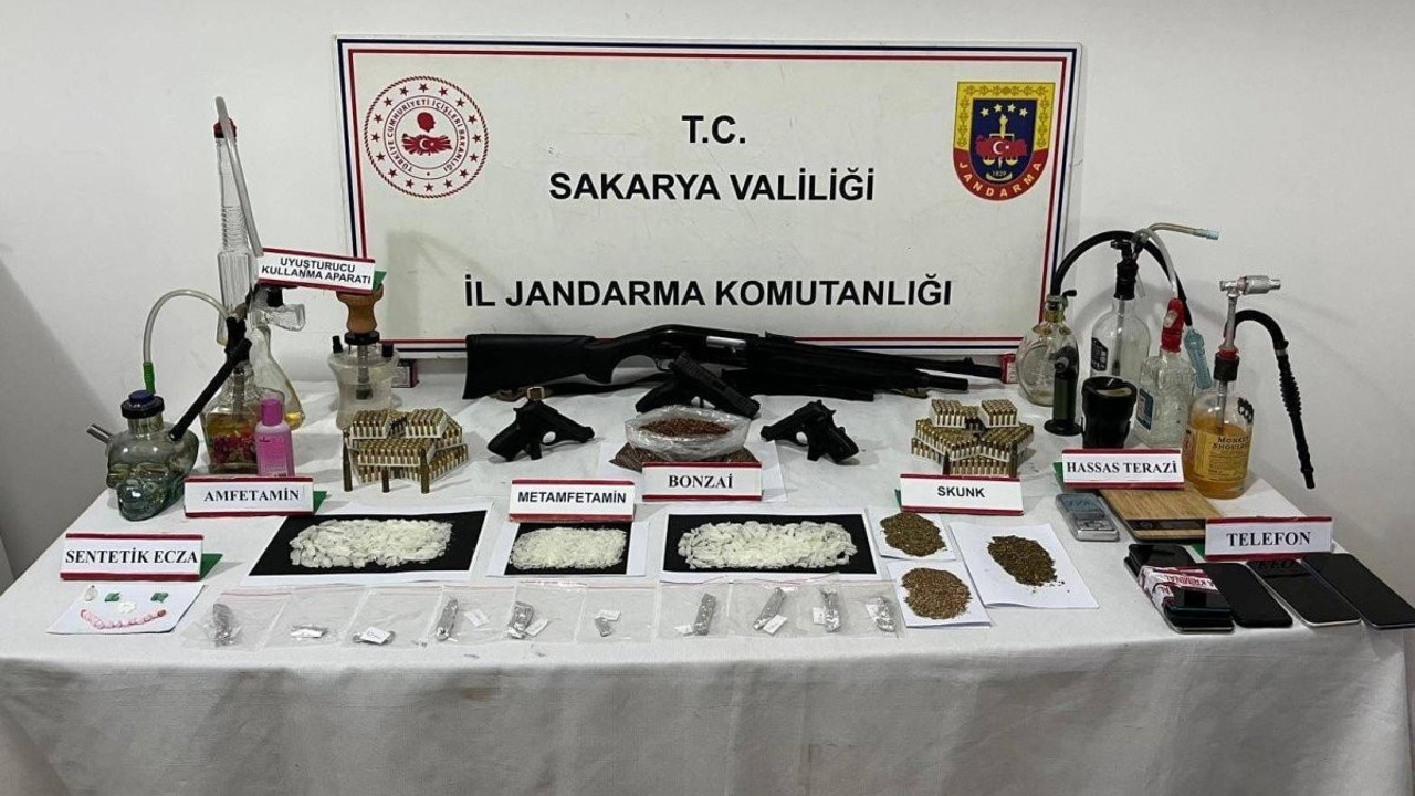 Sakarya'da kaçakçılara operasyon: 2 tutuklama