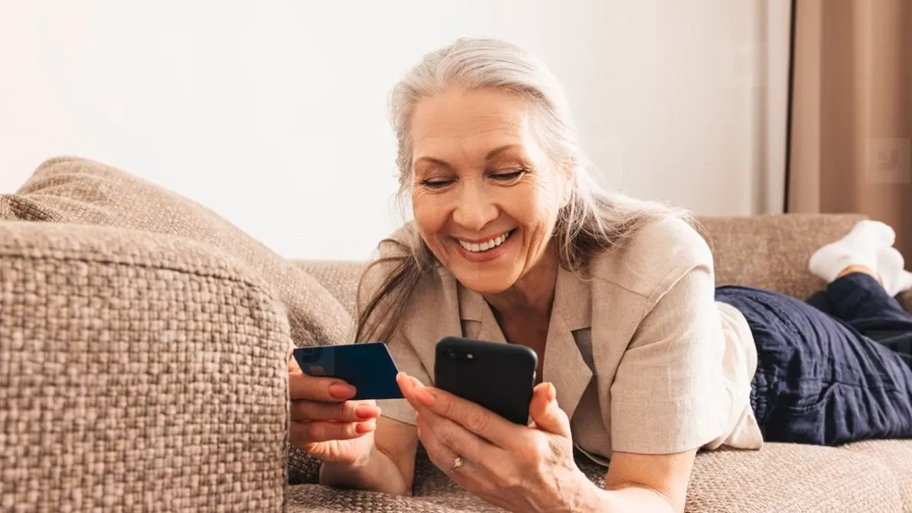 Yaşlılarda teknoloji kullanımı demans azaltıyor! Uzmanlar anlatıyor