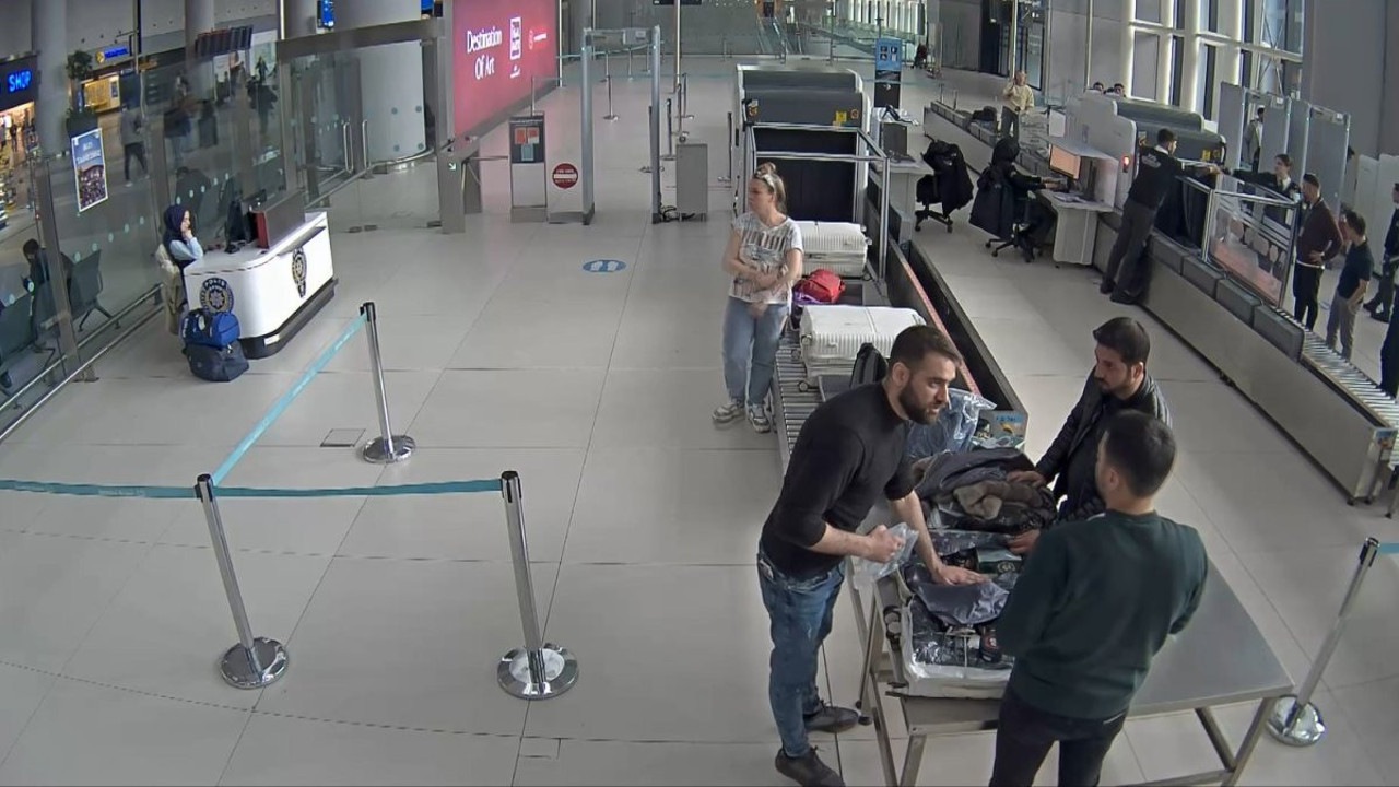 İstanbul Havalimanı’nda kaçakçılık operasyonu: Valizden vizon kürkten spor ayakkabıya neler çıktı neler!
