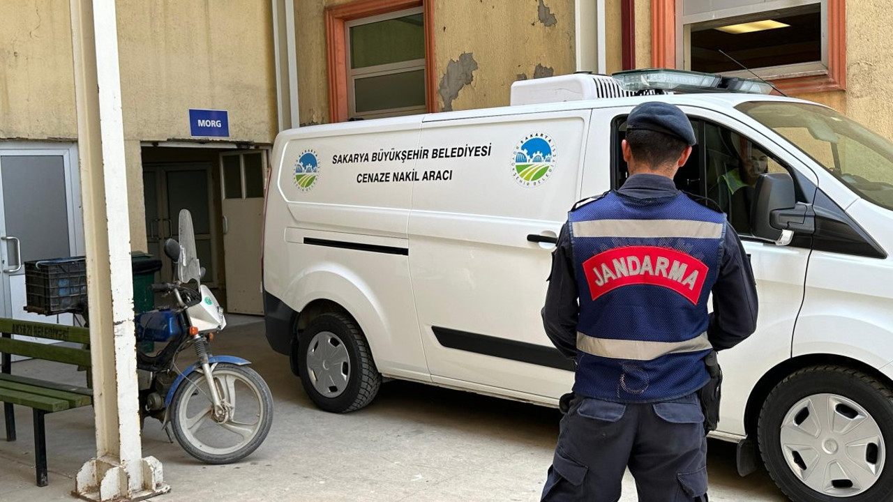 Ölüm onu bahçede yakaladı!