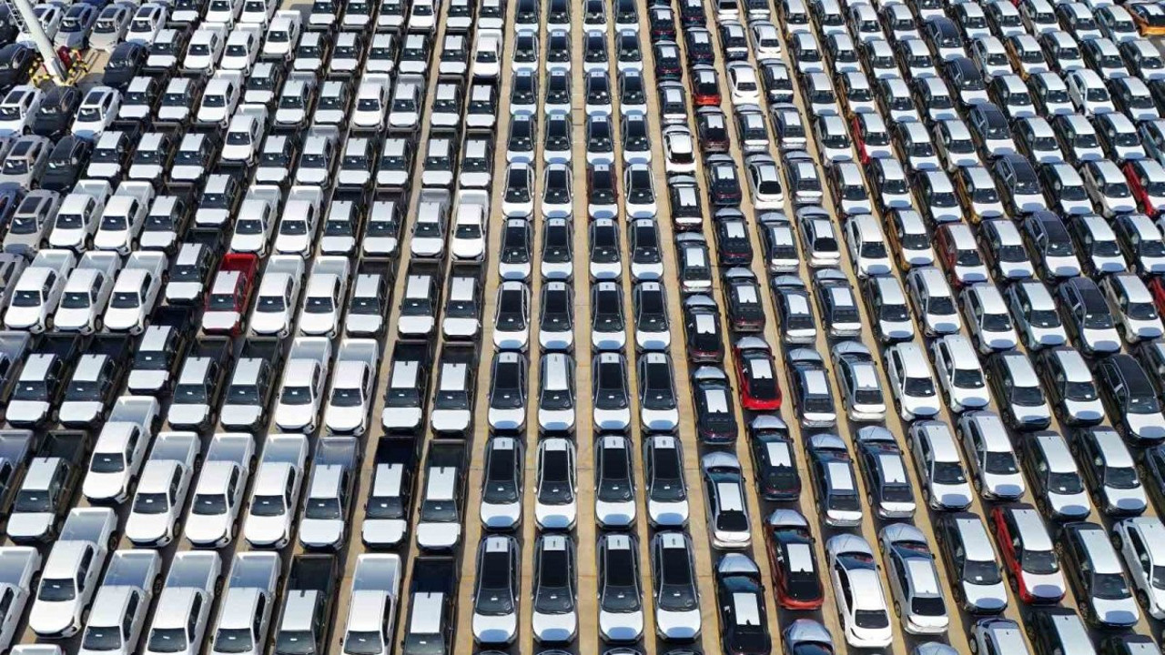 Çin'den Türkiye'ye dev teslimat! Gemiyle geldi, havadan böyle görüntülendi...