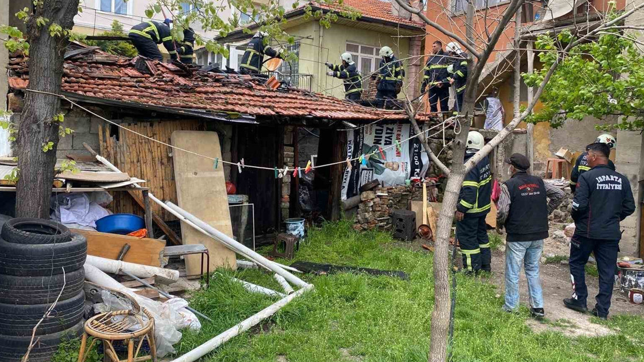 Isparta’da kaynak faciası: Kıvılcım yangın çıkardı