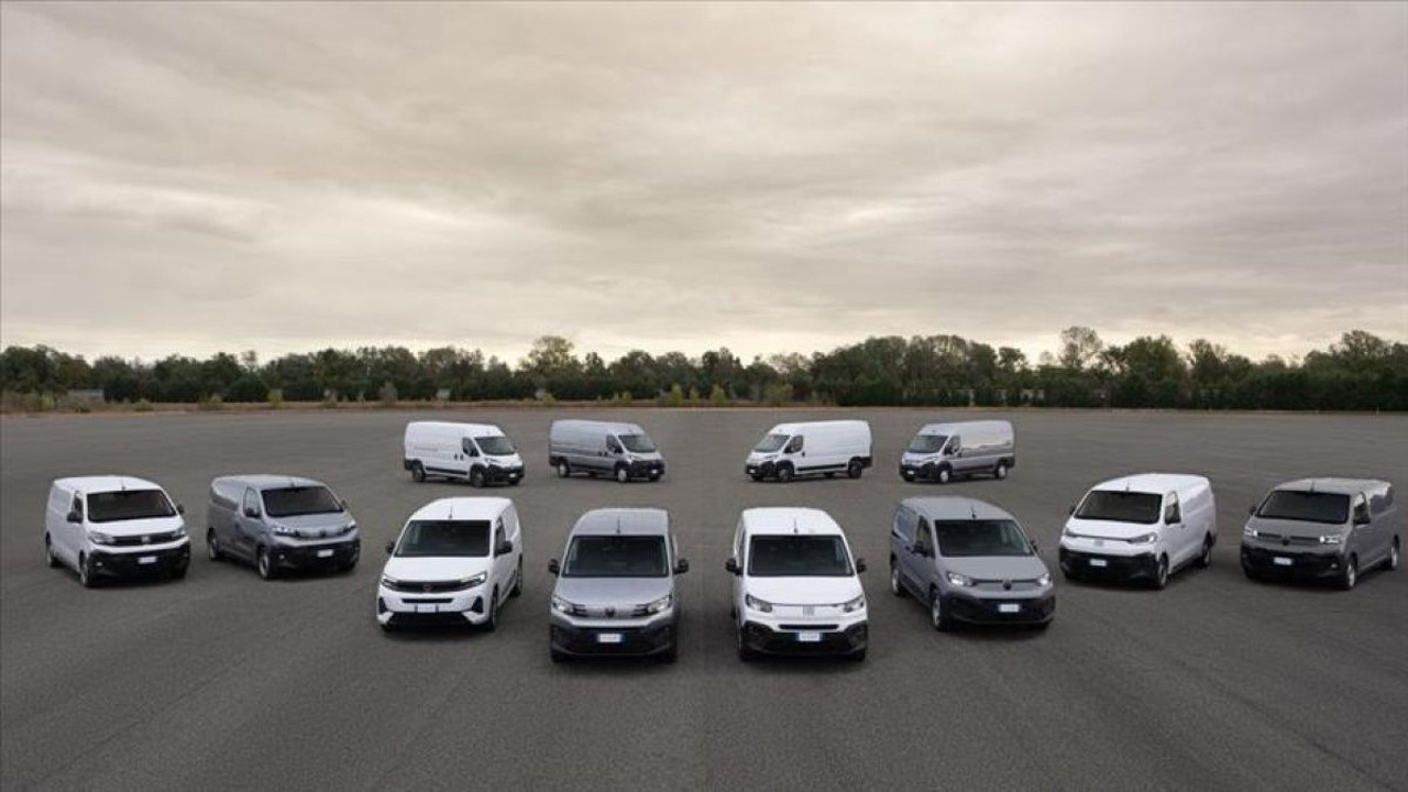 Fosil yakıtlı modeller elektrikliye çevrilecek! O markadan radikal karar