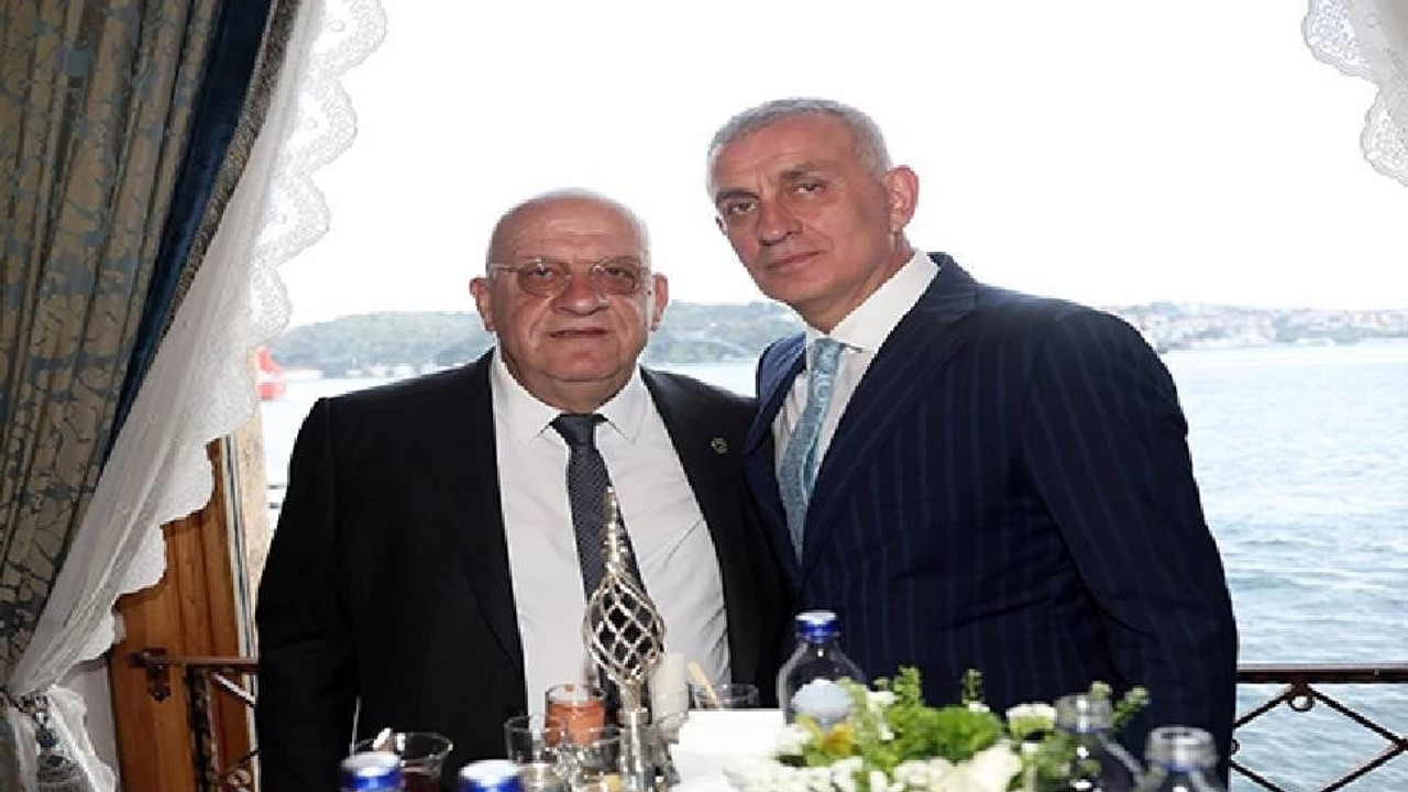 "Türkler ve köpekler giremez" pankartını asanlar İstanbul'da el üstünde tutuldu! Bu skandalı kim açıklayacak?