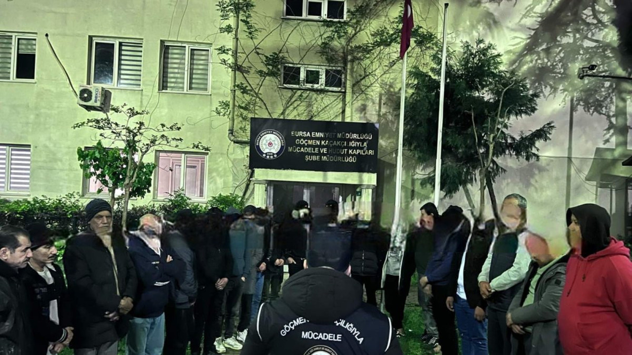 Bursa’da göçmen kaçakçılığı operasyonu: 21 kaçak yakalandı