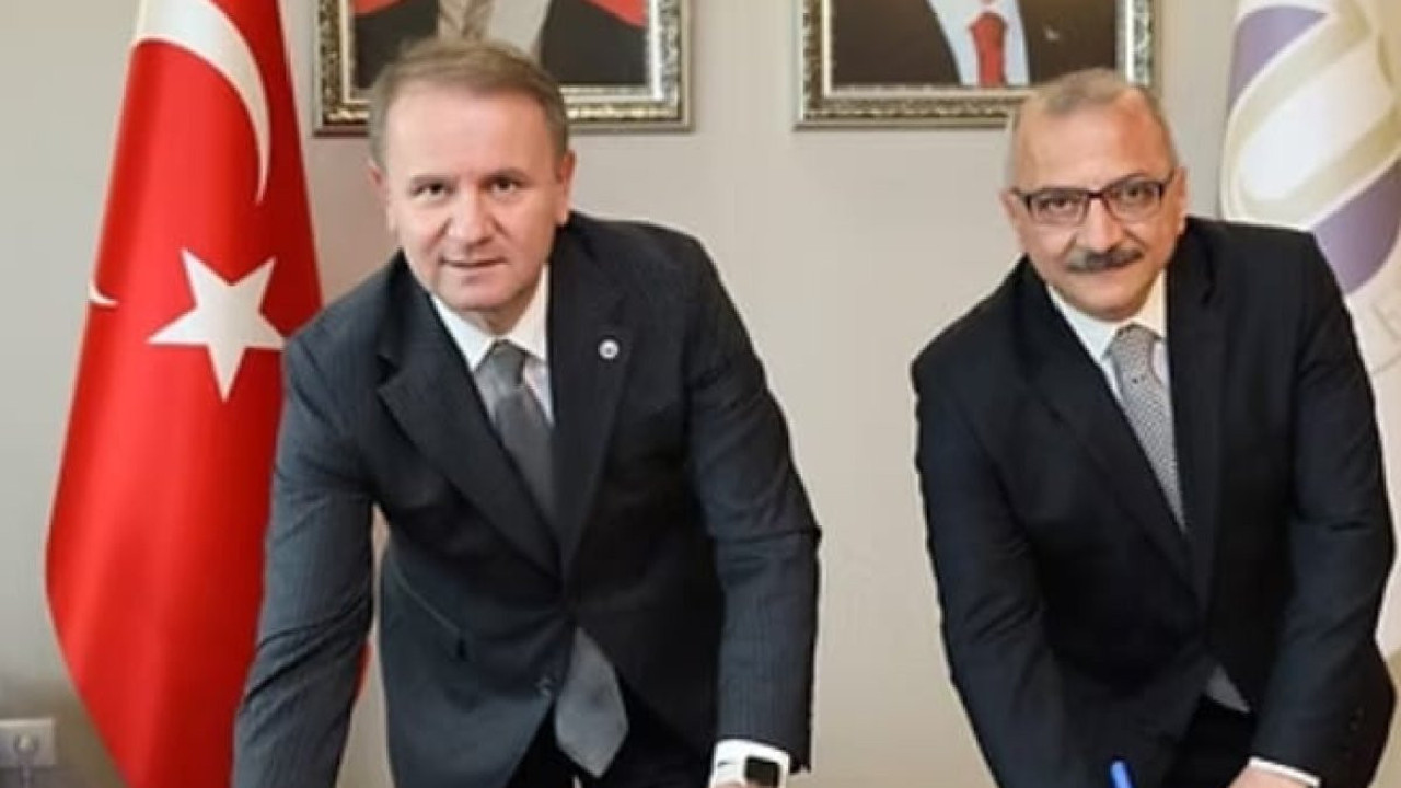 Ordu Üniversitesi Ulubey Meslek Yüksekokuluna Yönelik Akademi-Sektör İş Birliği Protokolü İmzalandı