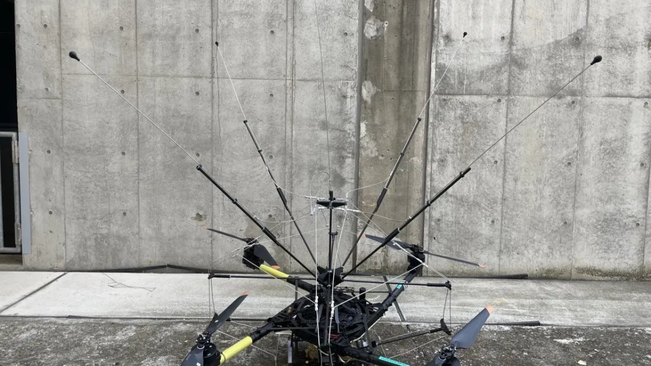 Yıldırımı dize getiren dron! Bu teknoloji dünyayı değiştirecek