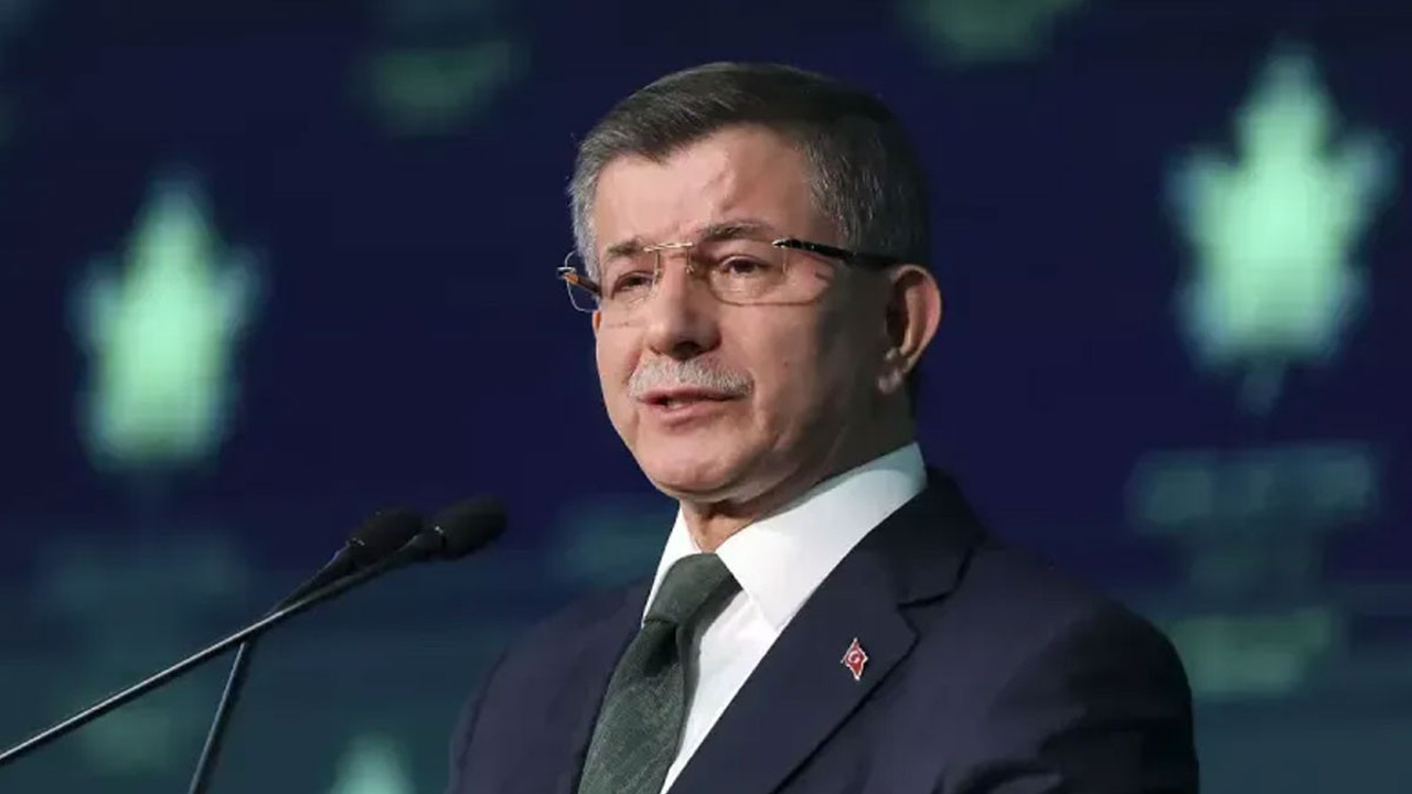 Ahmet Davutoğlu’ndan vicdan gemisi saldırısına tepki