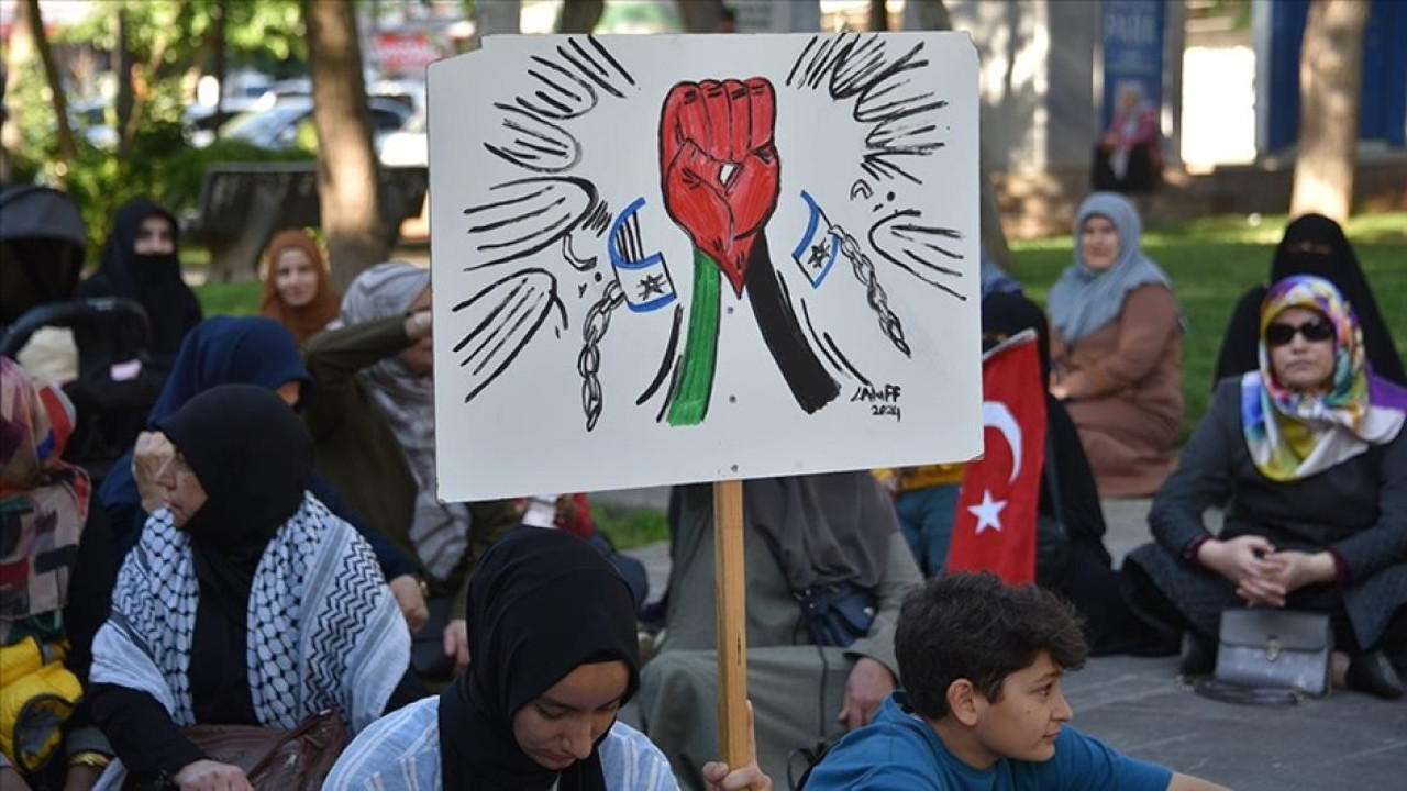 Şanlıurfa'da Gazze'ye destek için oturma eylemi