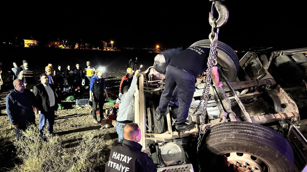 TIR Kontrolden çıktı! Yolcu hayatını kaybetti