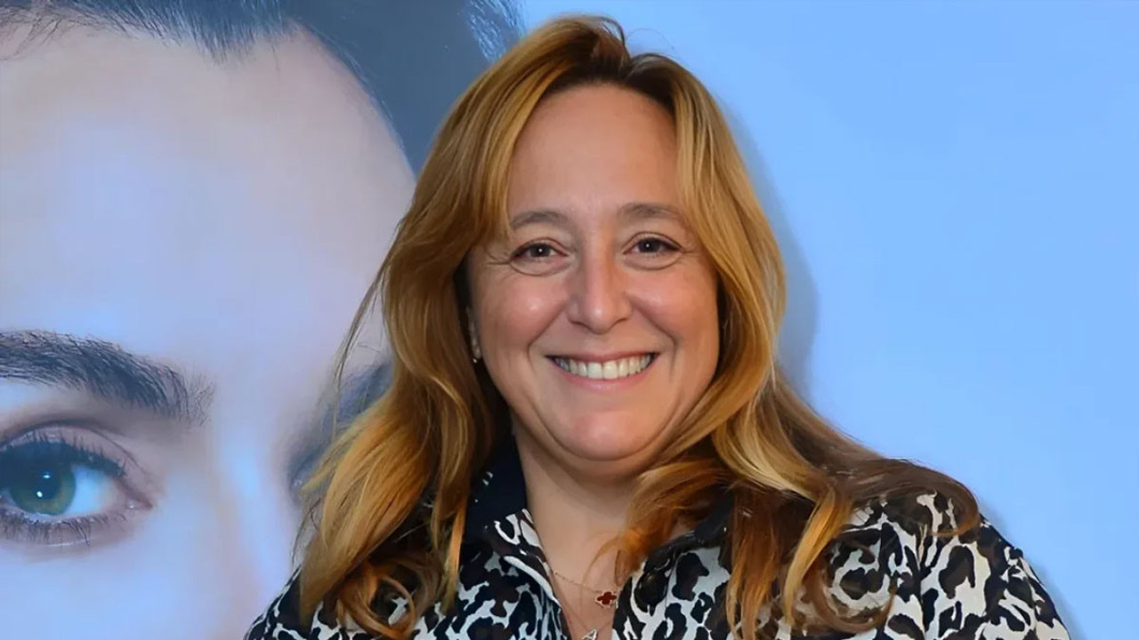 Ünlü oyuncular Ayşe Barım'ın ajansı ile yollarını ayırdılar mı? Beklenmeyen gelişme