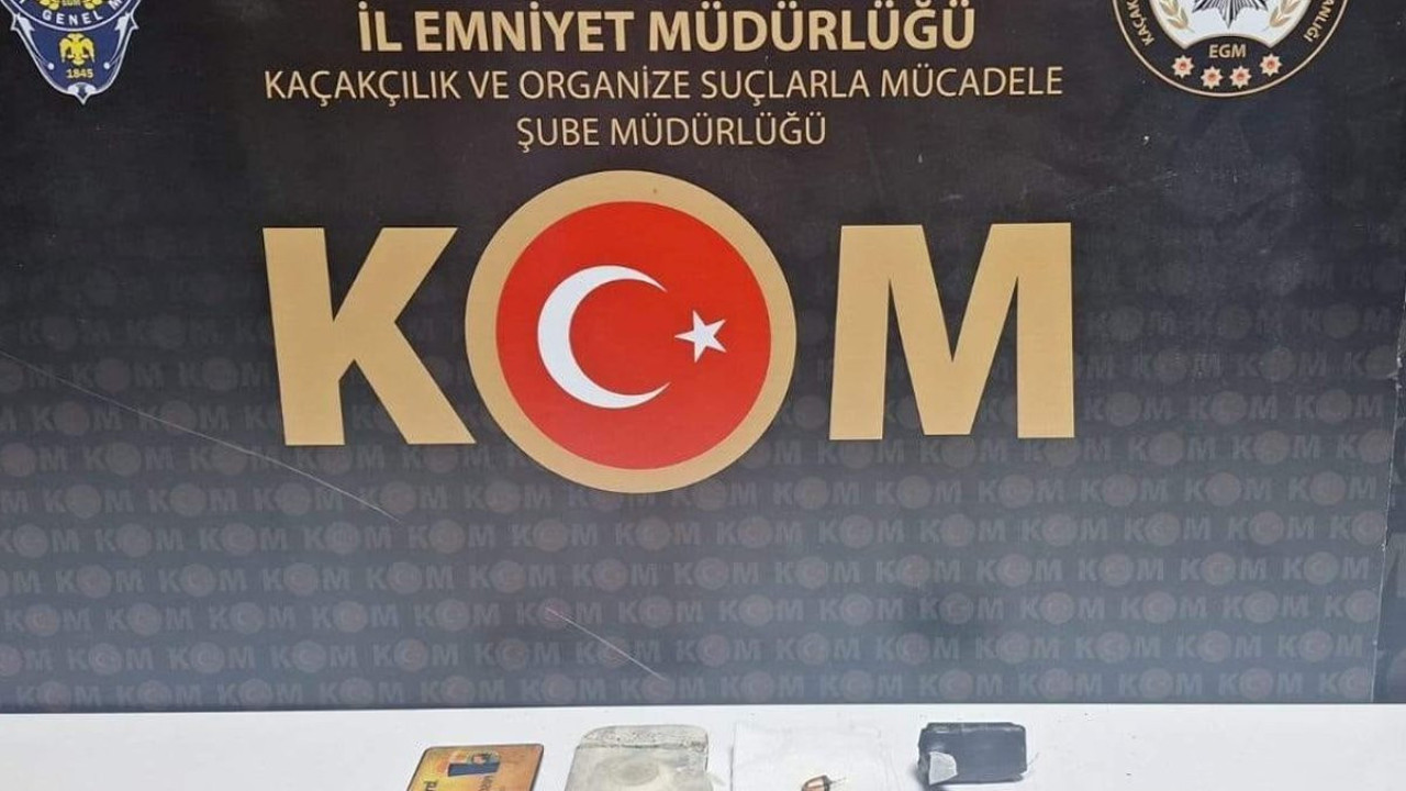 Ehliyet sınavında kopya düzeneği pes dedirtti!