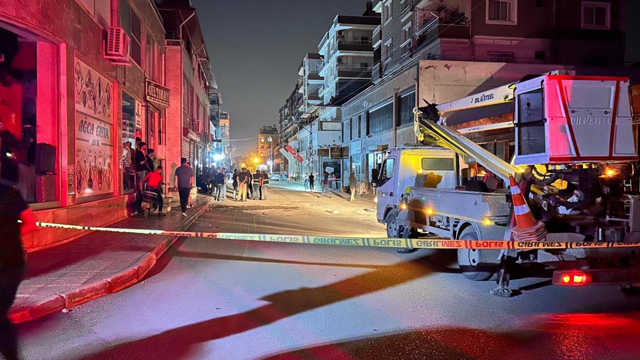 Hatay’da 4. kattan düşen çocuk yaralandı