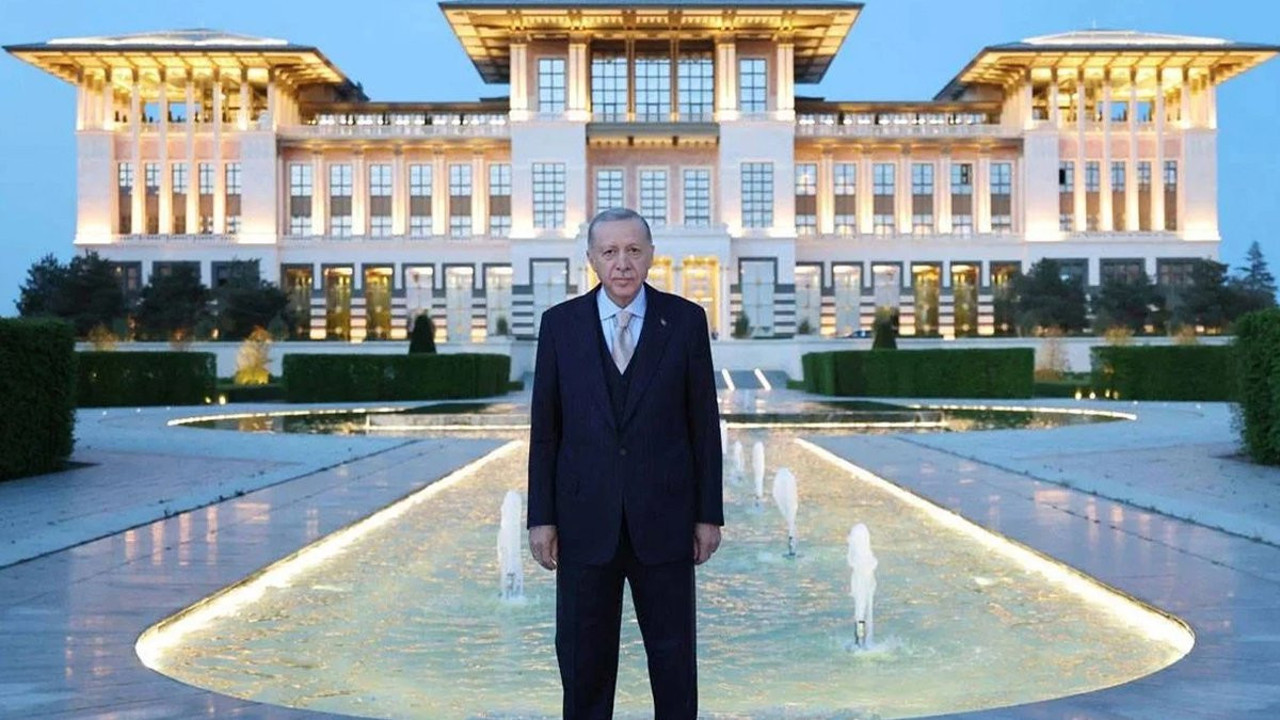 Saray’ın personeli Sezer ve Gül dönemini katladı!