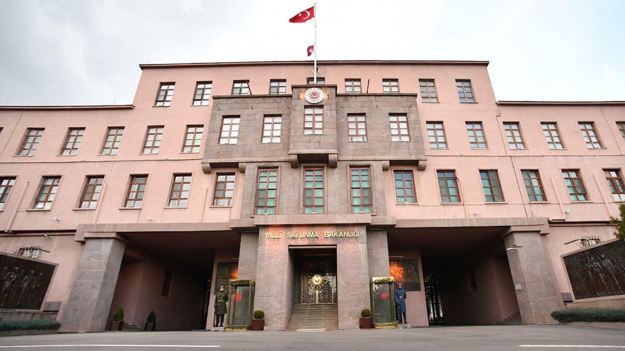 MSB, Pençe-Kilit Harekatı bölgesinde bir uzman çavuşun şehit olduğunu duyurdu