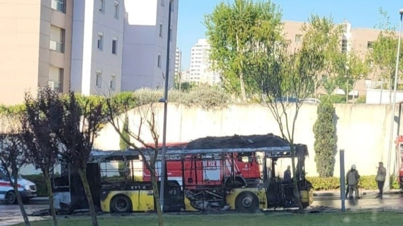 Başakşehir’de İETT otobüsü alev alev yandı