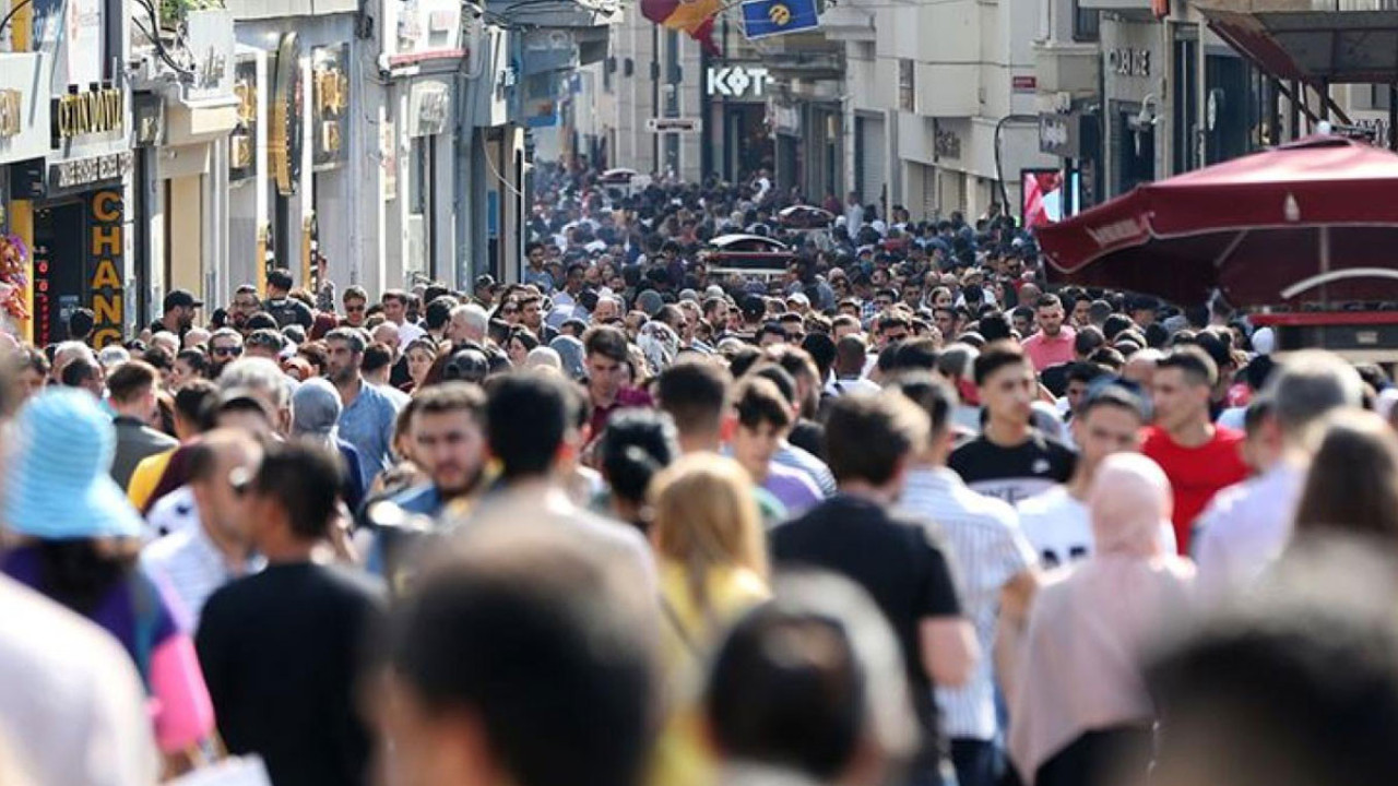 TÜİK'ten kötü haber, rakamlar geriledi! Tam 266 bin kişi azaldı