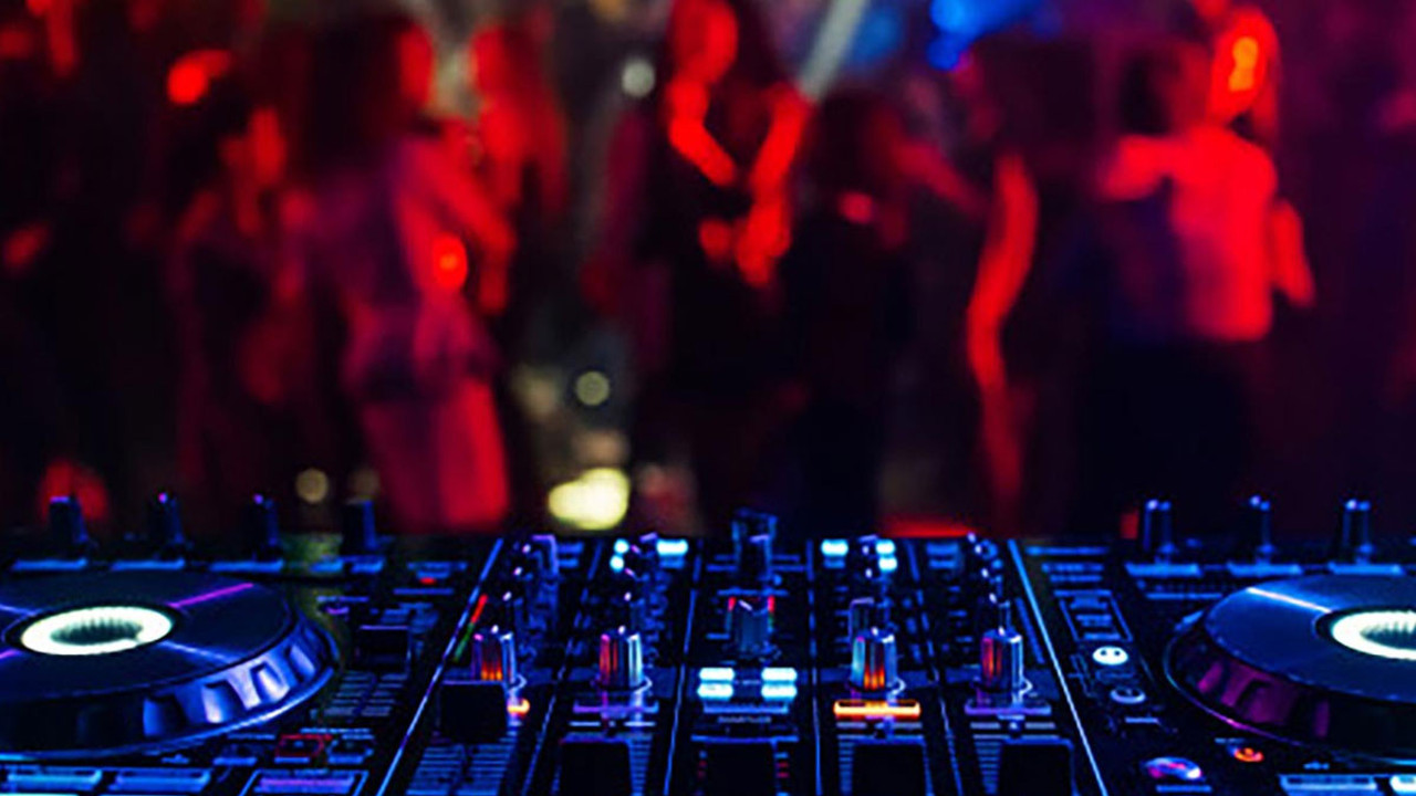 Eğlence mekanına silahlı saldırı! 8 ölü. Güney Afrika'da facia