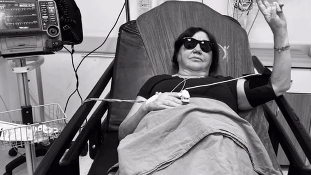 Ünlü şarkıcının kalbine stent takıldı. Sevenlerini korkuttu