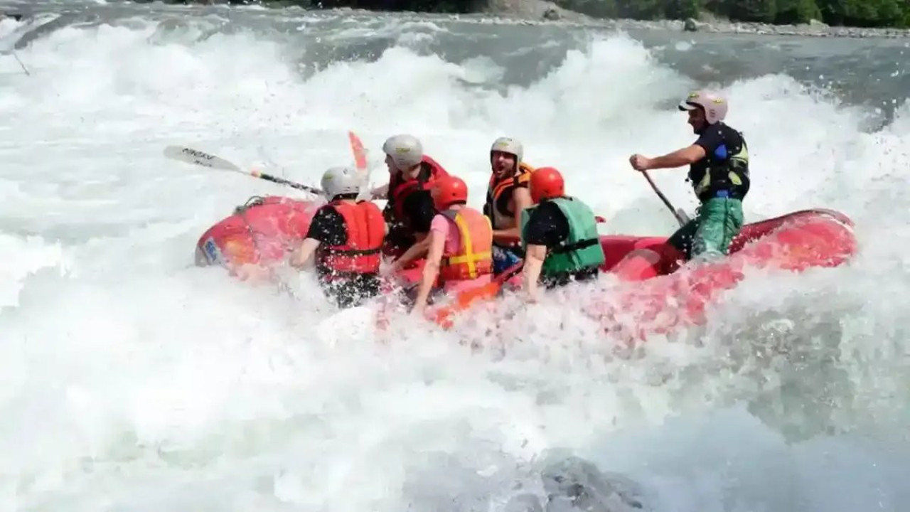 Su sporlarının yeni adresi Trabzon! Rafting parkuru açıldı
