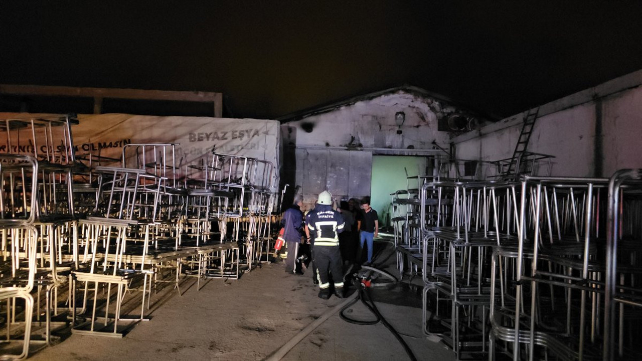 Kayseri'de mobilya fabrikasında yangın