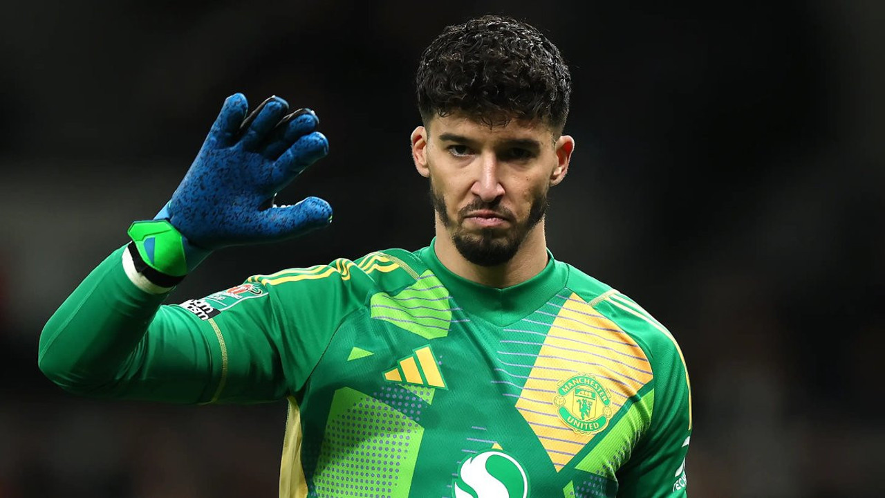 Aston Villa'da Altay Bayındır isyanı: Şikayet ettiler