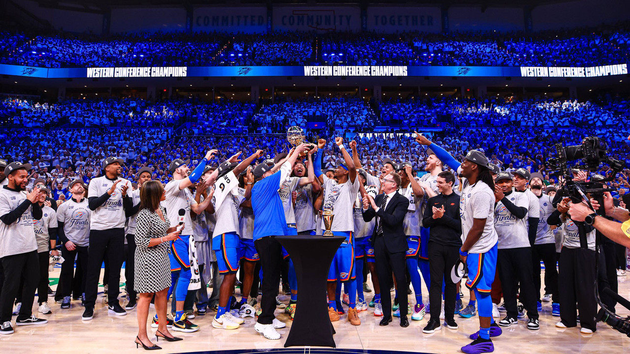 Batı'nın kralı Oklahoma City Thunder