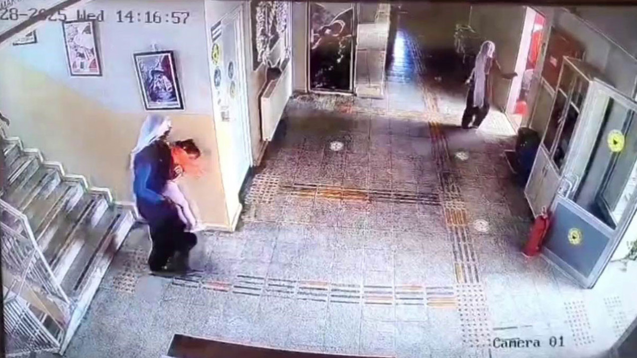 Heimlich manevrası yine bir çocuğun hayatını kurtardı!