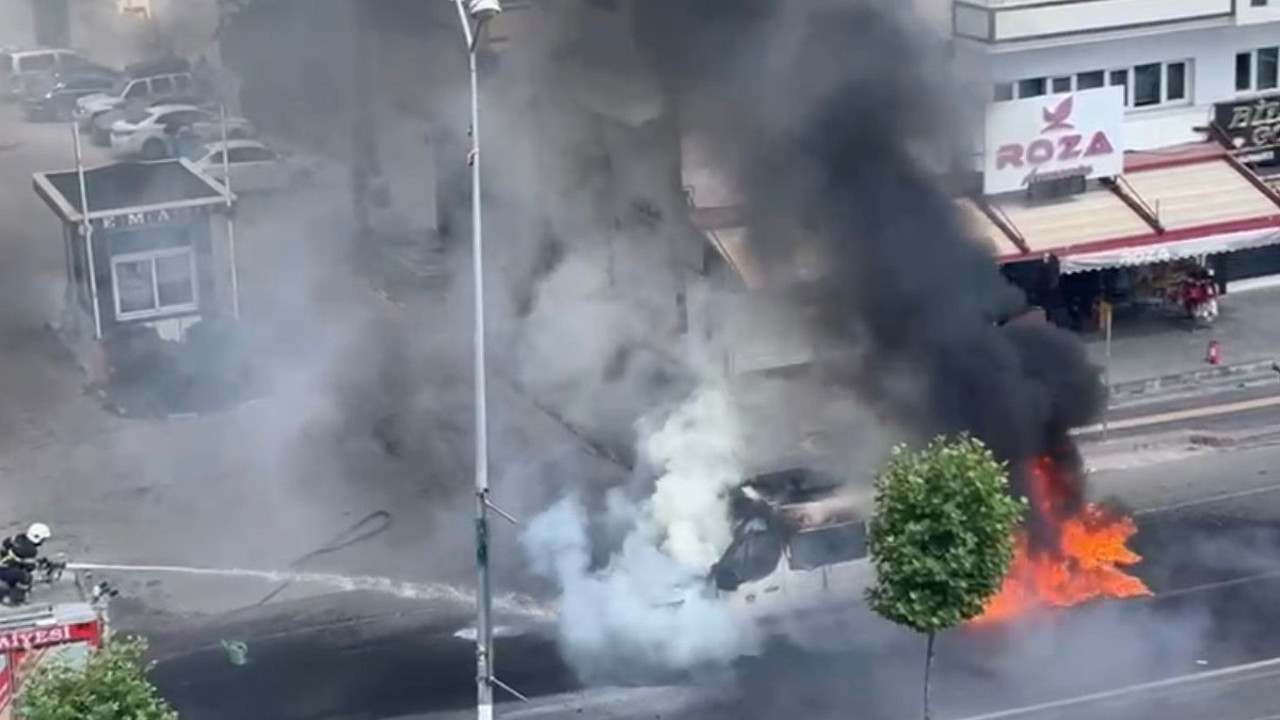 Yolcu minibüsünde korku dola onlar! Can pazarı yaşandı