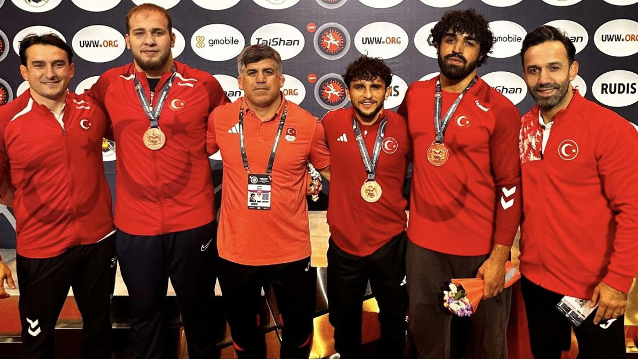 Milli güreşçiler'den son günde 3 madalya daha