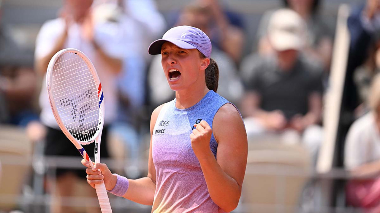 Swiatek'in Paris yürüyüşü sürüyor