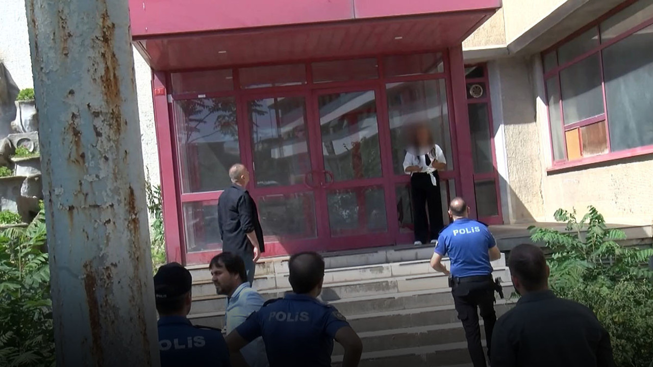 Üzerine benzin döktü polisleri alarma geçirdi! İstanbul’da heyecan dolu anlar: Bayrama parasız girince olanlar oldu