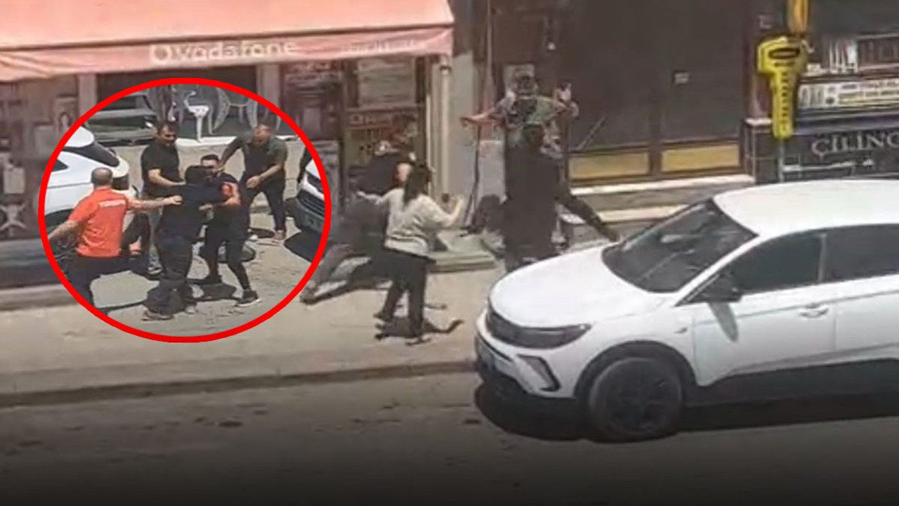 Akrabalar arasında bıçaklı kavga! Cadde kan gölüne döndü