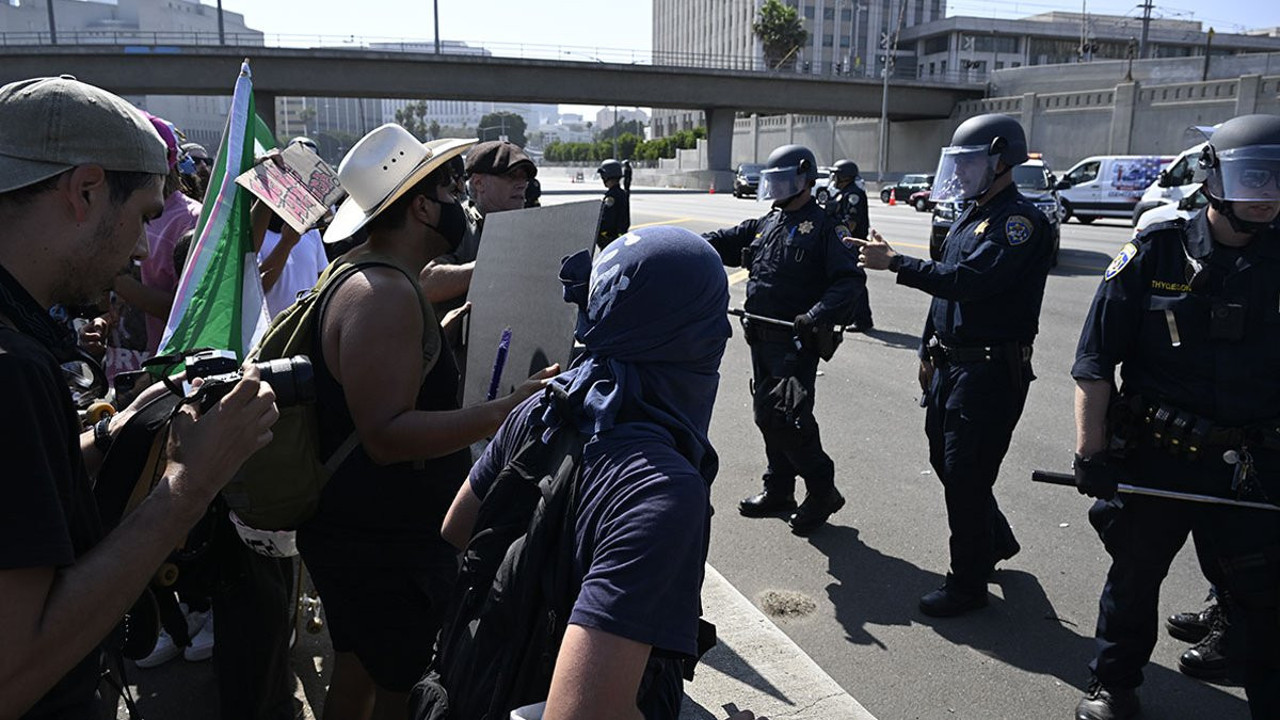 Los Angeles'ta sokağa çıkma yasağı ilan edildi