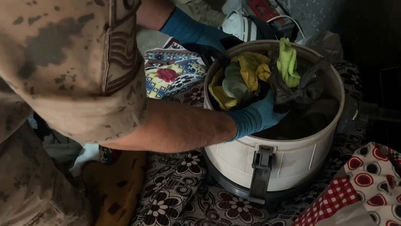 Viranşehir’de jandarma operasyonu! Zulalar tek tek patlatıldı: Çok sayıda kişi gözaltına alınıd