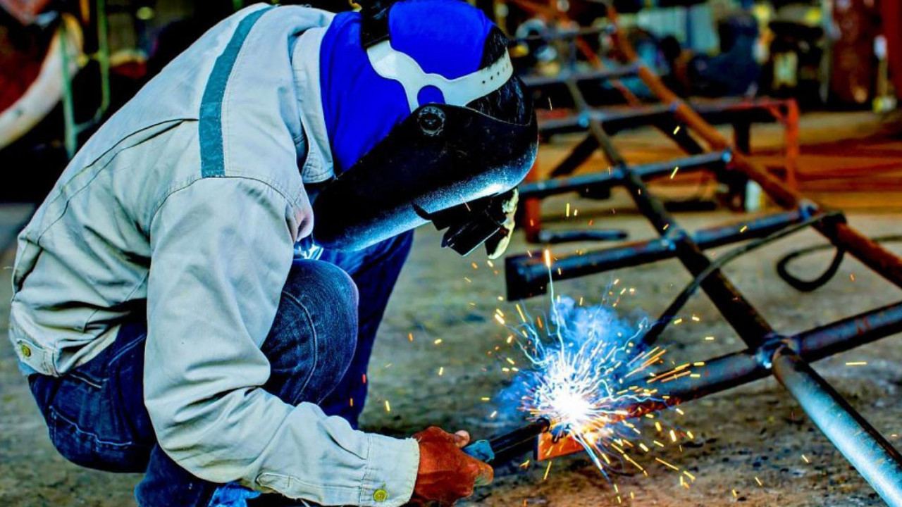 Ücretli çalışan sayısında artış! Yıllık yüzde 2,4 yükseldi