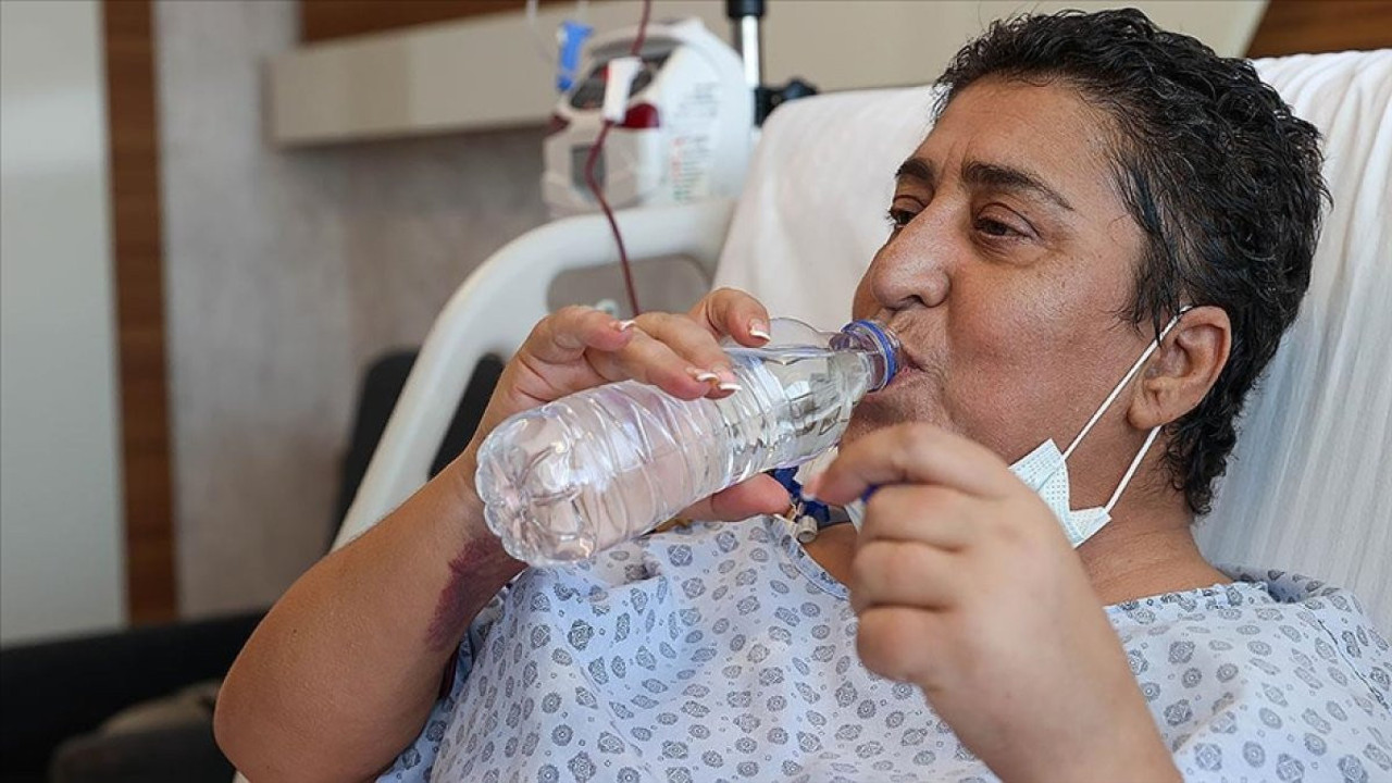 Böbrek yetmezliği hastalarının su tüketmesiyle ilgili uzmanlardan ezber bozan açıklamalar