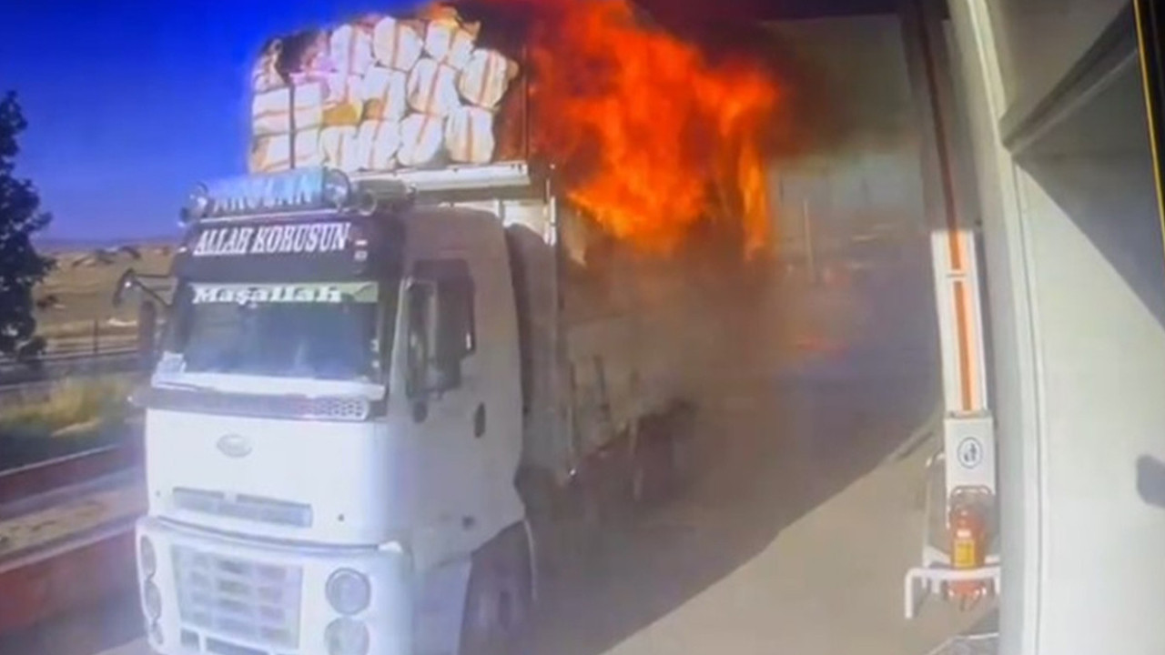 Yürekleri ağza getirdi! Görenler gözlerine inanamadı: Alevli alevli istasyona daldı