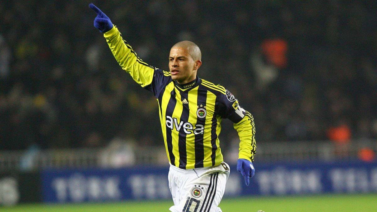 Fenerbahçe'den meraklandıran Alex paylaşımı: 'Bize emanet'