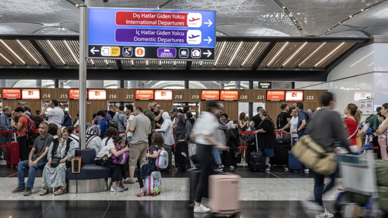 İstanbul'daki havalimanlarında milyonluk yükseliş! 5 ayda 50 milyona yaklaştı