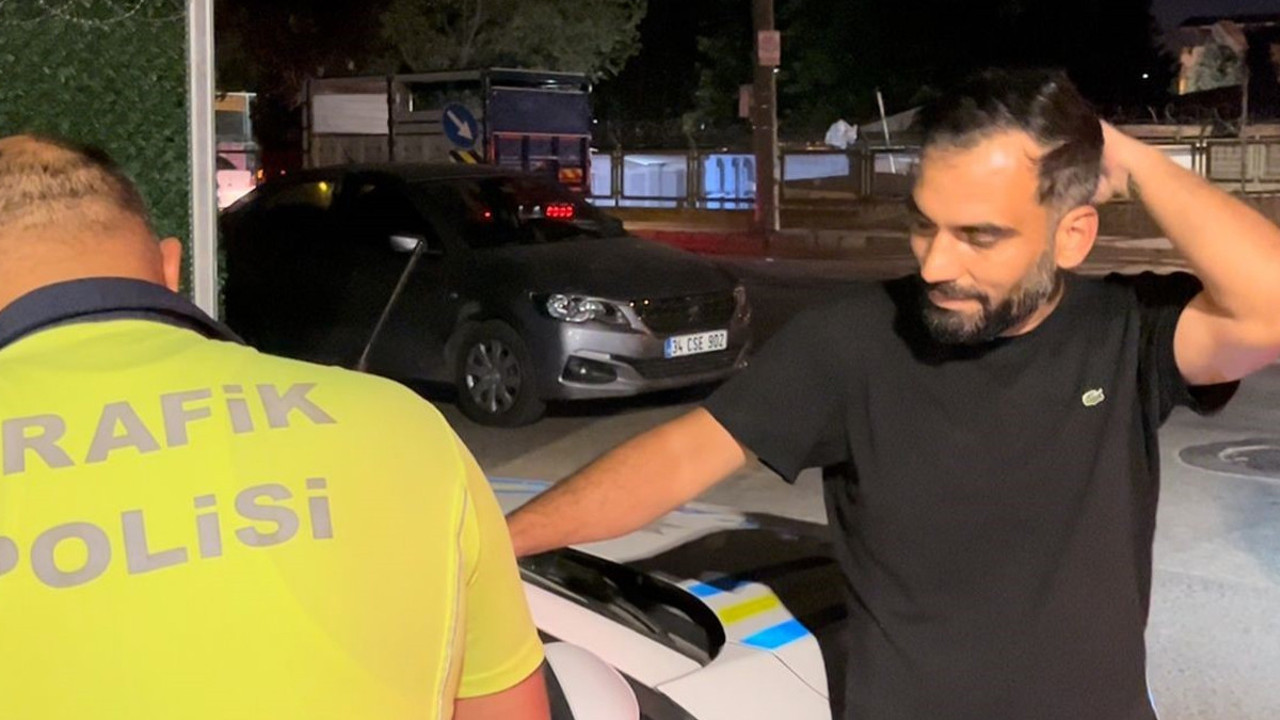 Ehliyetine el konulacağını öğrenince bakın ne yaptı