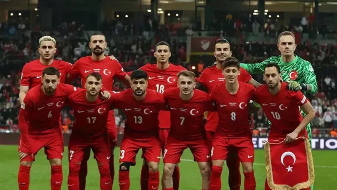 Hakan Çalhanoğlu Galatasaray için Inter ile görüşecek