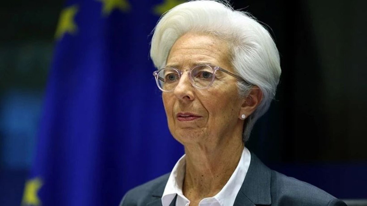 Avrupa Merkez Bankası Başkanı Lagarde'den enflasyon mesajı: Hedefe ulaşıldı