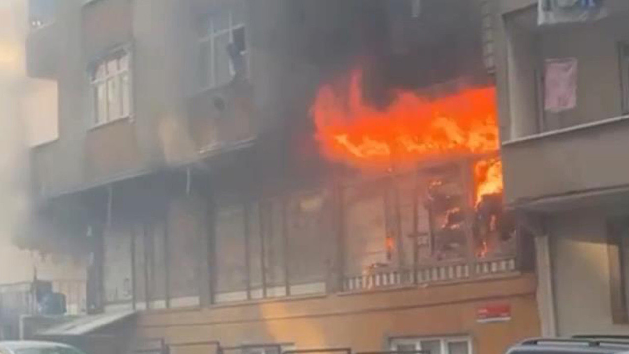 Sultangazi’de yangın paniği