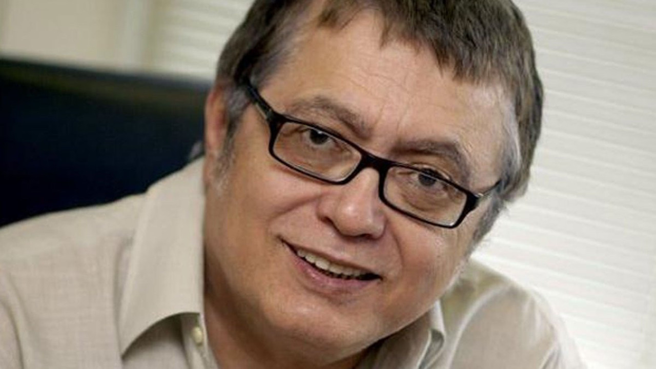 Duayen gazeteciden sevenlerini üzen haber...