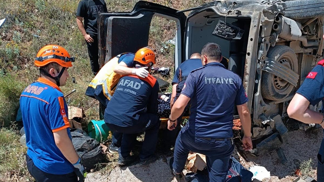 Gümüşhane-Bayburt yolunda feci kaza! Ailecek kabusu yaşadılar