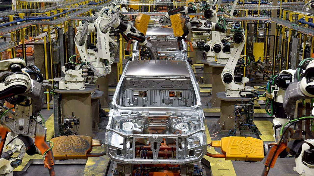 Otomotiv devinde yakıt pompası depremi: 850 bine yakın aracı geri çağrıldı