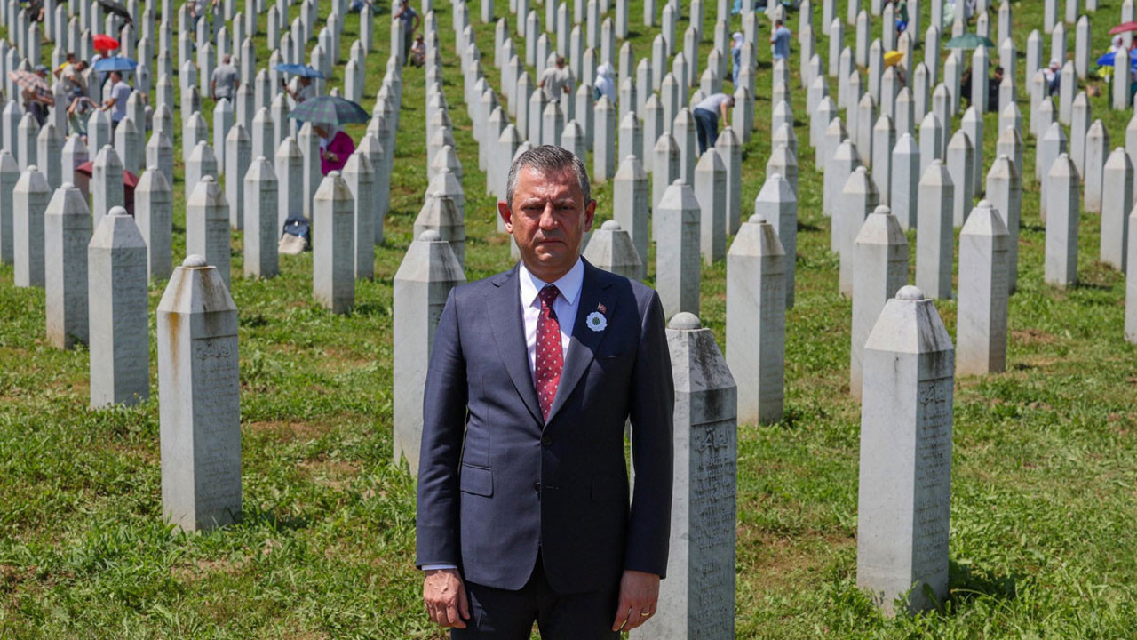 Özgür Özel'den Srebrenitsa anması