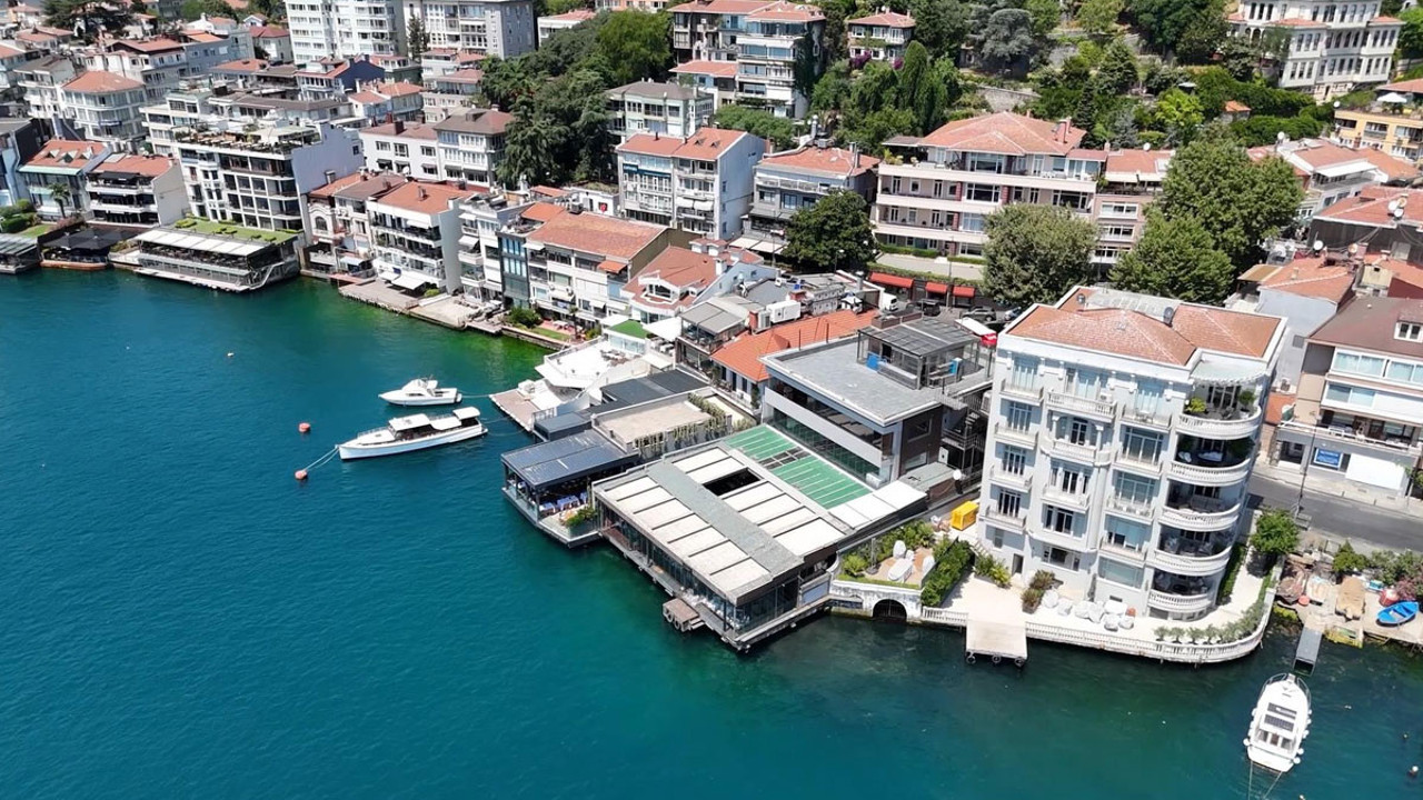 Boğaz'da kaçak yapı yıkımı