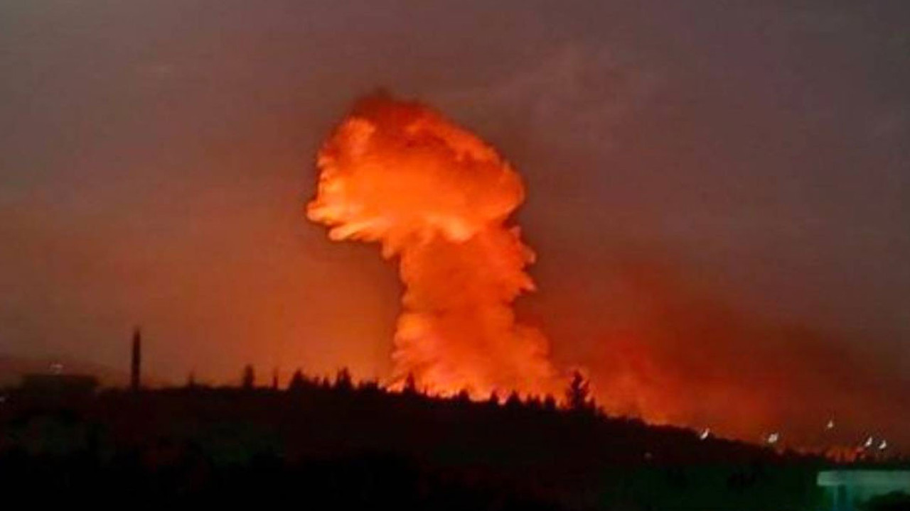 İsrail Lazkiye'deki askeri birliğe hava saldırısı düzenledi